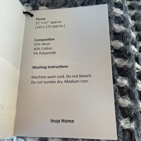 Made In Portugal Wool Cotton Blend Waffle Knit Throw - Picture 5 of 5